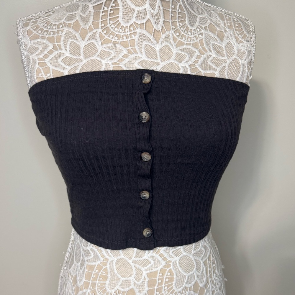 EUC Medium American Eagle tube top.